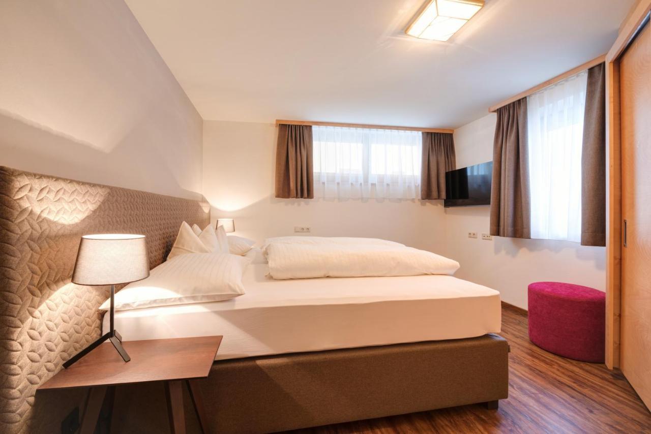 Hotel Montana Sankt Anton am Arlberg Bagian luar foto